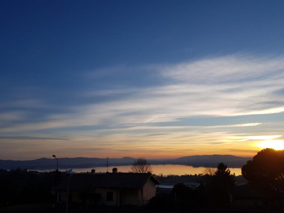 Il Sasso Bianco Bb Daire Comerio Dış mekan fotoğraf